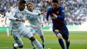 Revolução à vista no Barcelona-Real Madrid: os onzes que estão a dar que falar