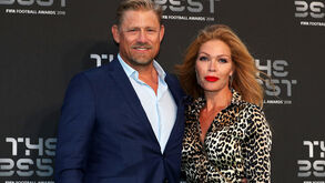 Peter Schmeichel vai casar! (outra vez...)