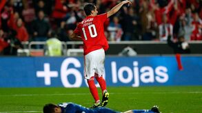 Jonas orgulhoso por usar mítico número 10 de Chalana