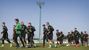 Doumbia falha treino do Sporting