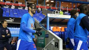 Nélson Oliveira dá vitória ao Reading 