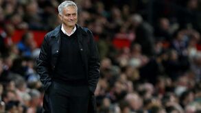 Manchester United revela quanto gastou para despedir Mourinho