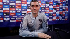 Barcelona renova contrato com Ernesto Valverde