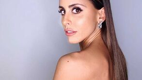 Carolina Patrocínio em topless ainda deixa muito à imaginação