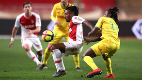 Gelson Martins conquista espaço em França