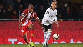 Jonas pisca o olho para voltar ao onze