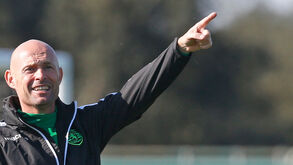 Marcel Keizer pensa manter os 3 defesas