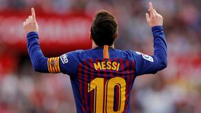 Messi fez exibição de sonho e adversários ficaram rendidos: «Quando quer, faz isto...»