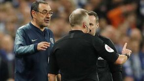 Desentendimento entre Sarri e Kepa: o que dizem as regras sobre este tipo de situação