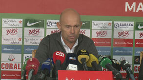 Keizer: «Disse ao árbitro que houve algumas decisões estranhas»