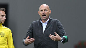 Keizer multado após expulsão: «This shit is a joke»