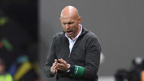 Como Marcel Keizer acabou expulso nos Barreiros