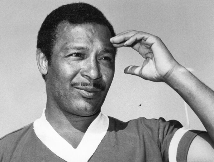 Benfica-Boavista, 11-0, 1954. Coluna marcou três golos