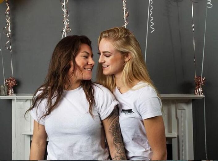 As jogadoras Alisha Lehmann e Ramona Bachmann assumiram a sua relação lésbica