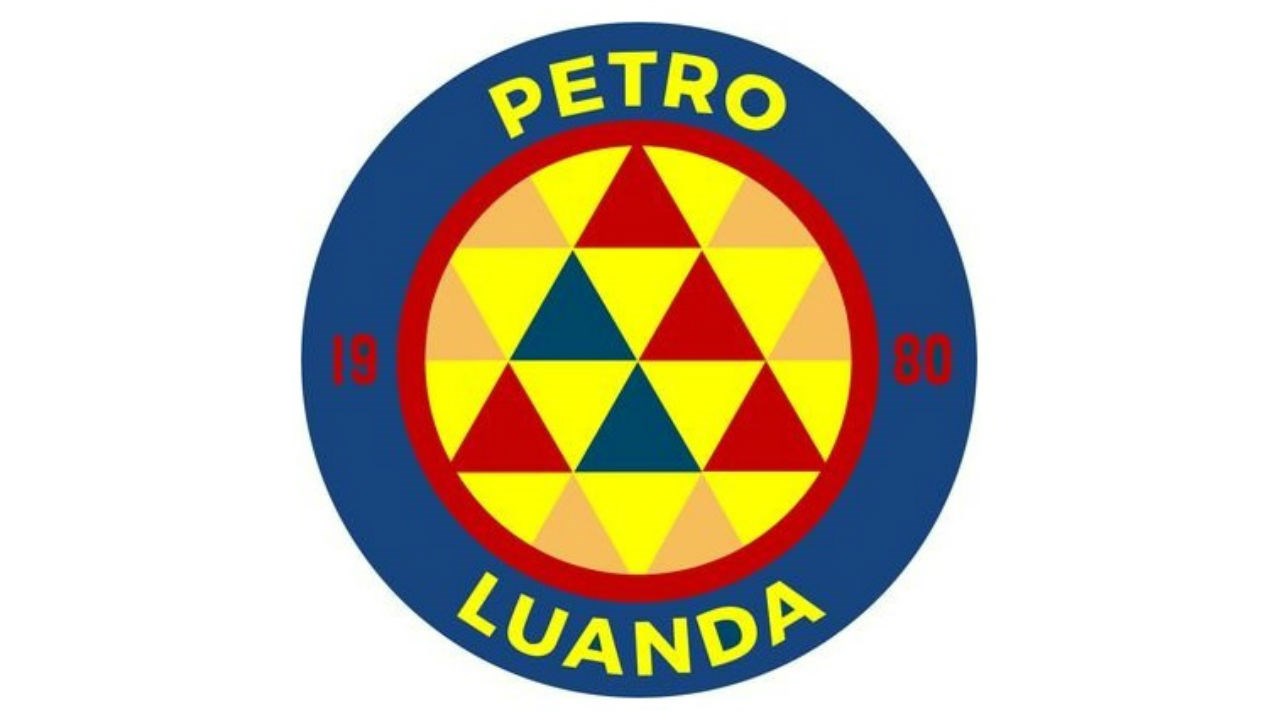 PETRO TRICAMPEÃO NACIONAL DE BASQUETEBOL - Petro de Luanda