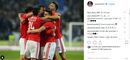 O guarda-redes comentou com a 'hashtag' 'Renova Samaris'
