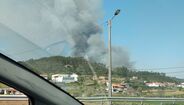 Incêndio descontrolado em Barcelos mobiliza dois meios aéreos