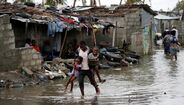 Moçambicanos tentam recuperar da destruição da tempestade Idai