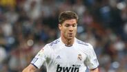 Xabi Alonso (30 milhões de euros): Um dos melhores médios a atuar pelo Real Madrid, foi contratado ao Liverpool em 2009. Participou em 236 jogos em seis anos e transferiu-se para o Bayern Munique
