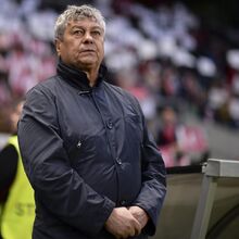 <![CDATA[ Mircea Lucescu desmaia no treino da seleção da Roménia e é levado de urgência para o hospital ]]>