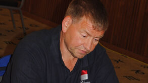 Número 1 de bridge acusa... testosterona