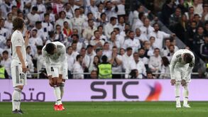 Real Madrid em pé de guerra após nova derrota com o Barça: imprensa espanhola aponta culpados