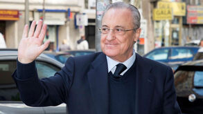 Adeptos do Real Madrid pedem a demissão de Florentino Pérez 