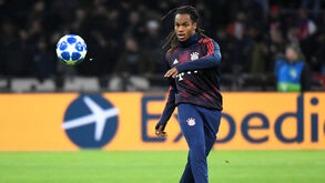 Renato Sanches: «Havia lá uns rapazes loucos comigo... como se fosse o Messi»