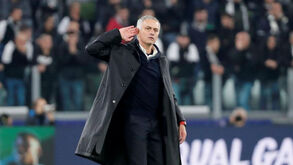 Mourinho: «Cantaram o meu nome? É um orgulho mas o Real Madrid tem treinador»