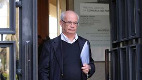 Médico do Benfica diz que «impacto emocional dos emails custou o pentacampeonato»