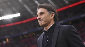 Bruno Labbadia abandona comando do Wolfsburgo no final da época