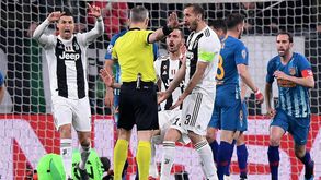 Golo anulado deixou Ronaldo e jogadores da Juventus desesperados e a pedir o VAR
