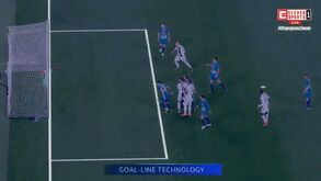 O segundo golo de Ronaldo: cabeceamento levava 'fogo' e a tecnologia da linha de baliza confirmou