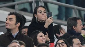 Georgina declara-se a Ronaldo com imagem do craque em criança: «O karma existe»