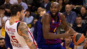 Basquetebolista do Barcelona em maus lençóis por tweets sobre Ronaldo