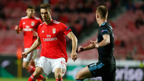 Os jogadores do Benfica um a um: Um tiro para a história