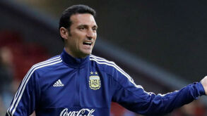 Scaloni: «Exibição de Messi? São os outros que têm de dar mais»