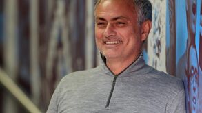 Mourinho: «Todos falam de Ronaldo e Messi mas prefiro falar da Juventus e do Barcelona»