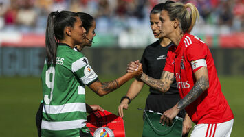 Dérbi entre Benfica e Sporting bate recorde de assistência em jogos  femininos oficiais em Portugal - Futebol Feminino - Jornal Record