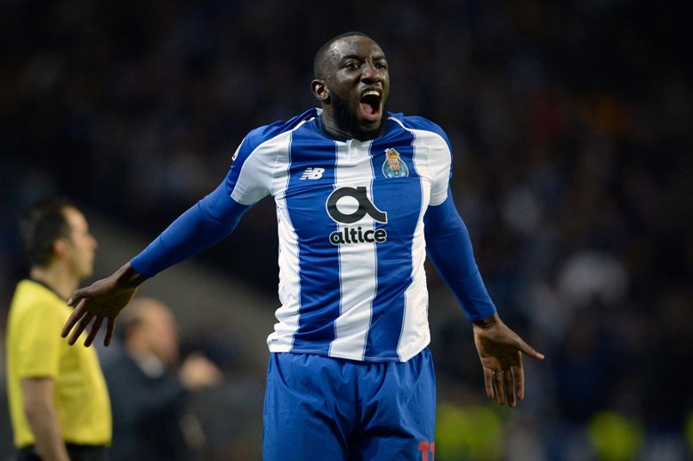 Saudades, FC Porto? Que golo de Marega na Champions asiática! - TVI Notícias