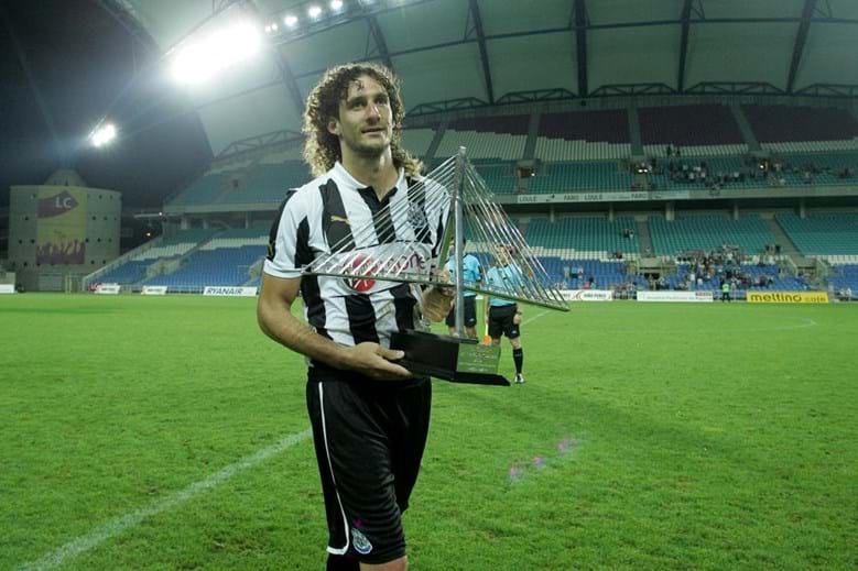 Fabricio Coloccini: ocho años con el Newcastle le han valido el estatus de capitán del club