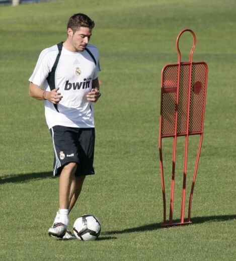 Javi García (4,5 milhões de euros): Formado no Real Madrid, foi para o Osasuna e foi 'repescado' depois de uma boa campanha. Acabou por não jogar e foi vendido ao Benfica por 7 milhões de euros