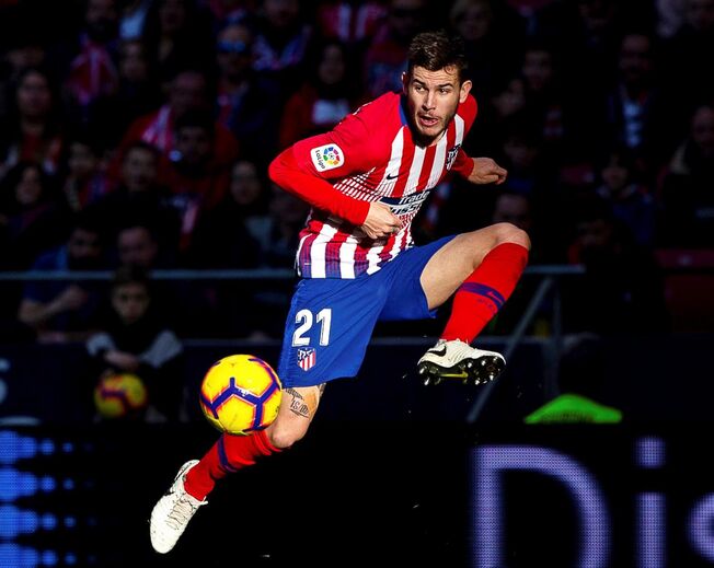 Saídas: Lucas Hernández