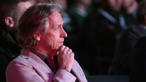 Jorge Jesus revelou 5 dos tópicos que o orientam e quer voltar aos três centrais