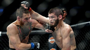 McGregor anuncia regresso ao octógono após escalada na guerra de palavras com Khabib