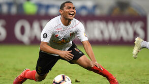 Bernaldo Manzano faz história na Libertadores 