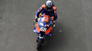 Miguel Oliveira de olho na pista 