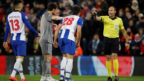 O Liverpool-FC Porto visto pelos ingleses: do 'poder' de Marega à 'sorte' do VAR
