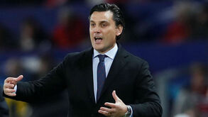 Treinador Vincenzo Montella regressa à Fiorentina