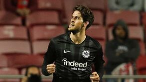 Gonçalo Paciência e os assobios na Luz: «As pessoas associam-me ao meu anterior clube»